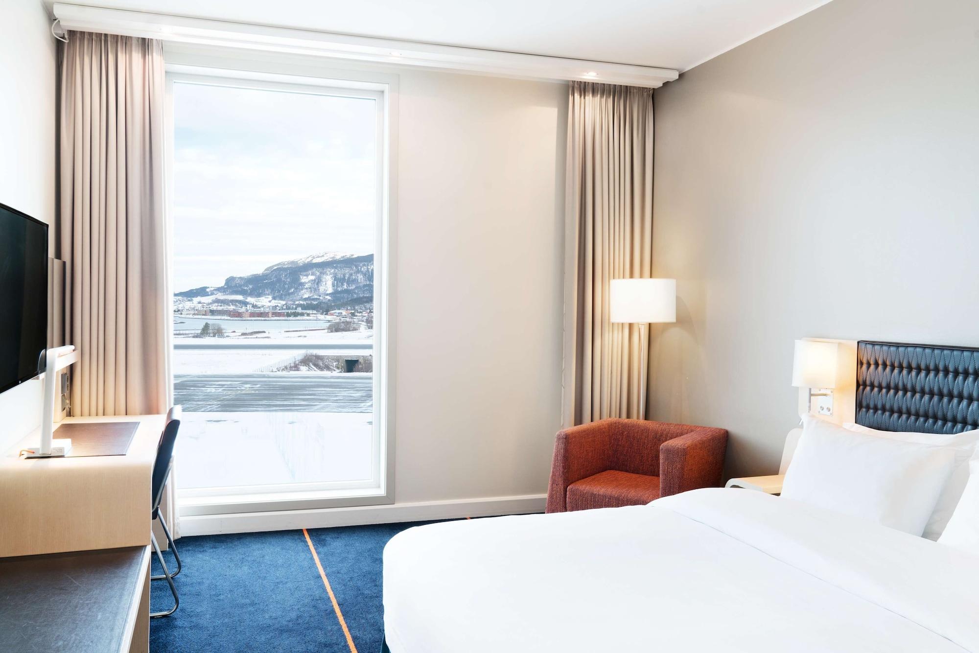 Radisson Blu Hotel, Trondheim Airport Hotel 4*